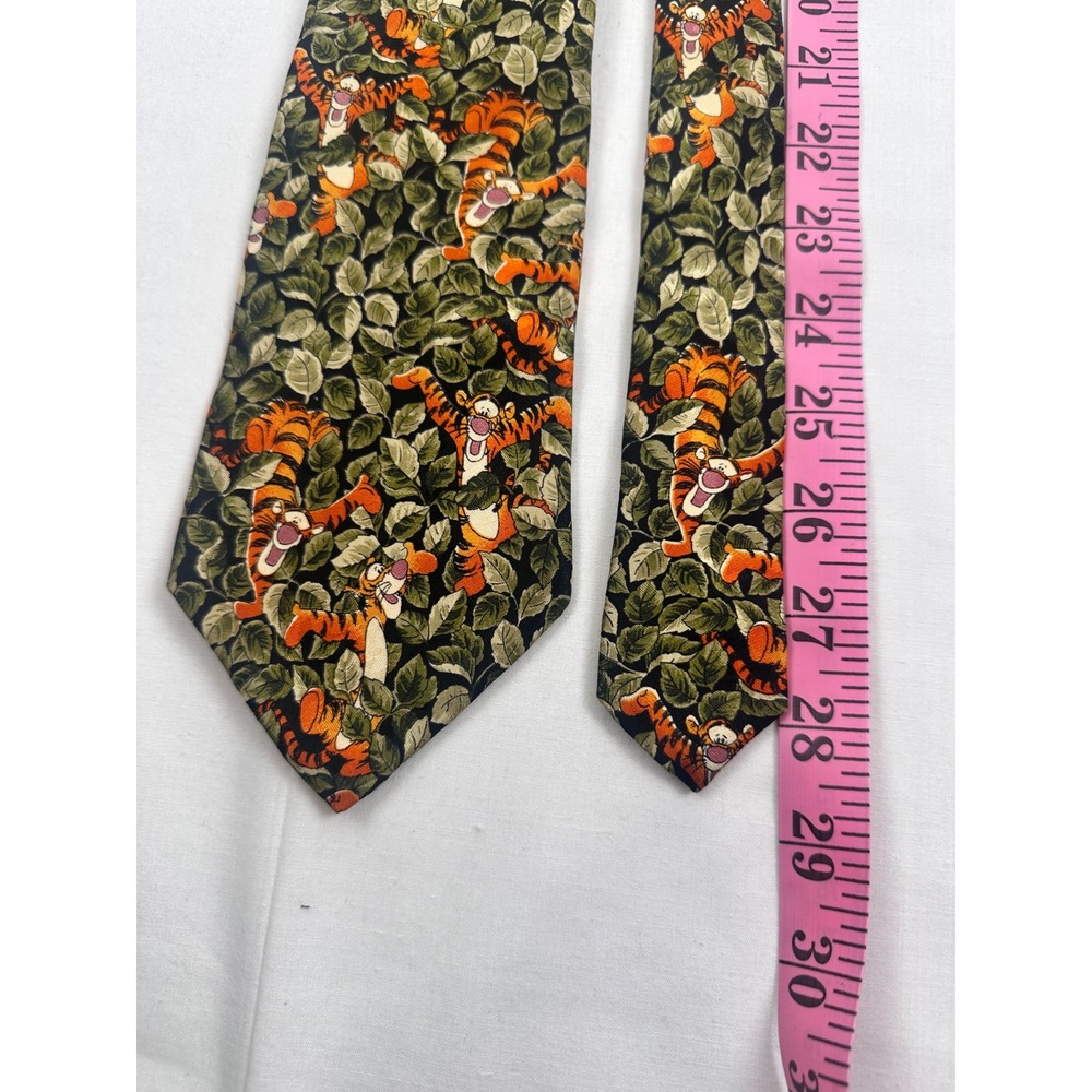 Disney Tigger 100% Silk Tie Walt Disney World Orange Green Leaf‎ Pattern - Picture 8 of 10